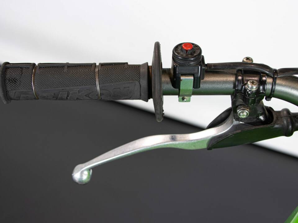 Image 15/50 of Kawasaki KX 250 (1986)