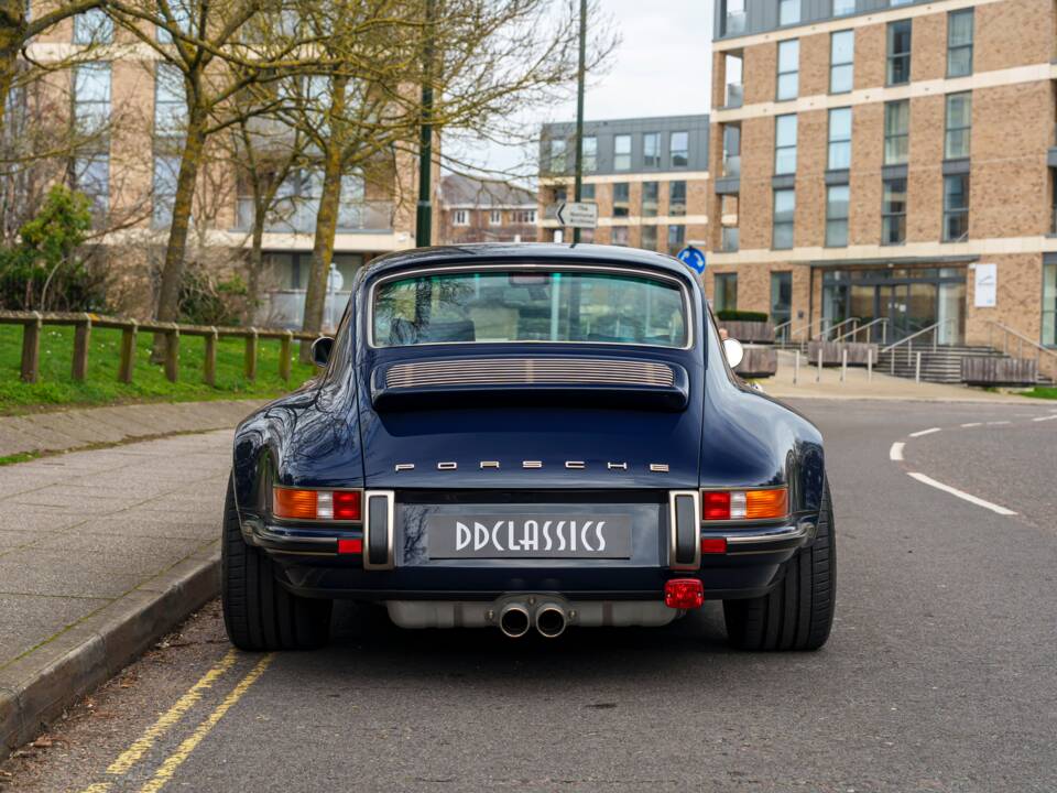 Image 6/34 of Porsche 911 Singer (2023)