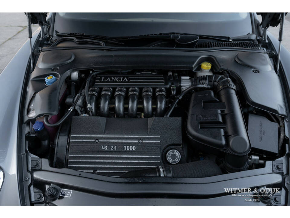 Imagen 31/33 de Lancia Thesis 3.0 V6 (2002)