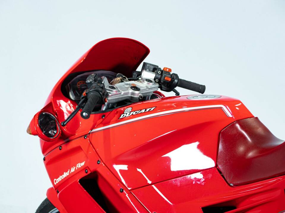 Image 12/50 de Ducati 750 Paso (1987)
