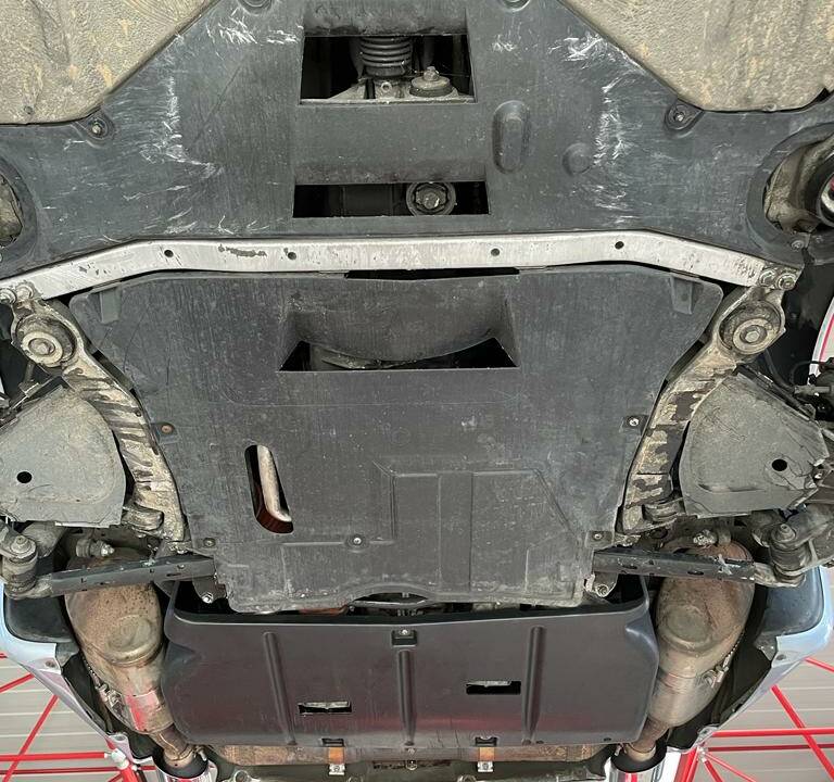 Immagine 31/34 di Porsche 911 Carrera (1996)