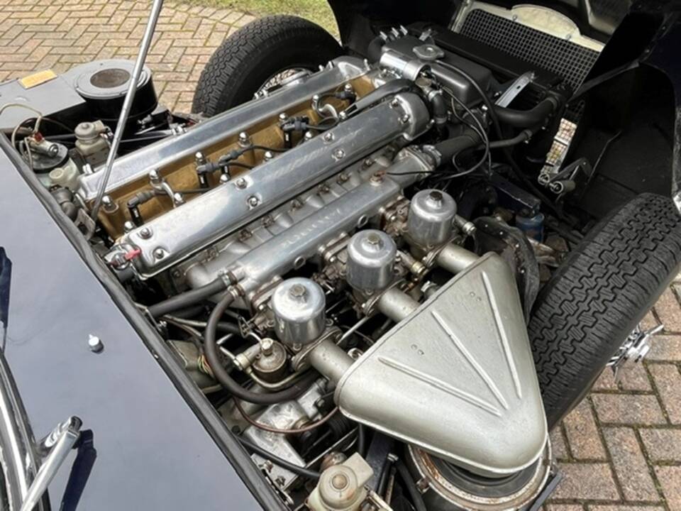 Immagine 38/52 di Jaguar Type E 4.2 (1965)
