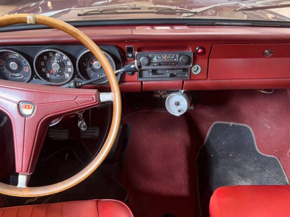 Image 16/19 of Ford 17m 1700 (1971)