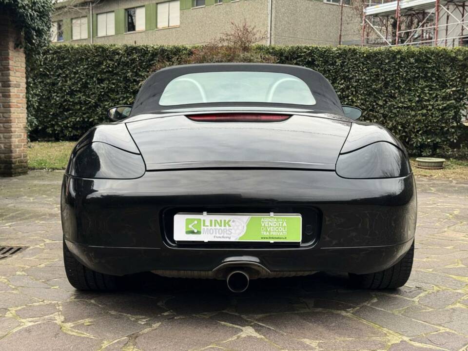 Image 2/34 of Porsche Boxster (2000)