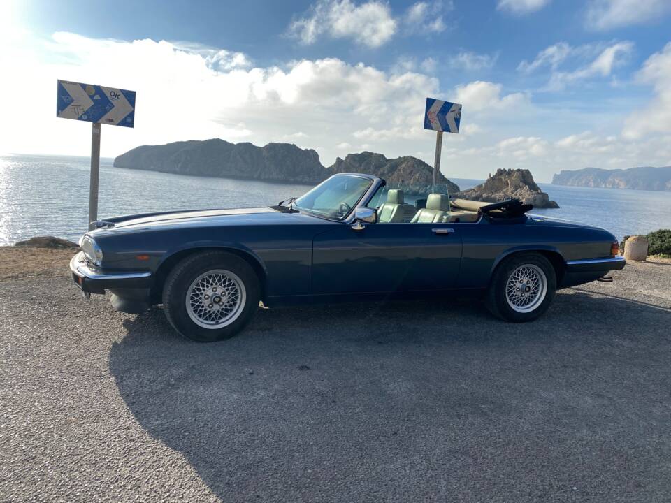 Image 5/20 de Jaguar XJS 5.3 V12 (1991)