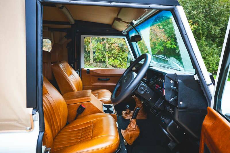Image 11/50 of Land Rover Defender 90 (1997)