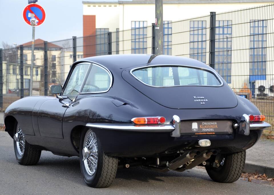 Afbeelding 7/32 van Jaguar E-Type 4.2 (1967)
