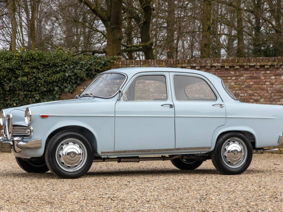 Image 47/48 of Alfa Romeo Giulietta TI (1964)