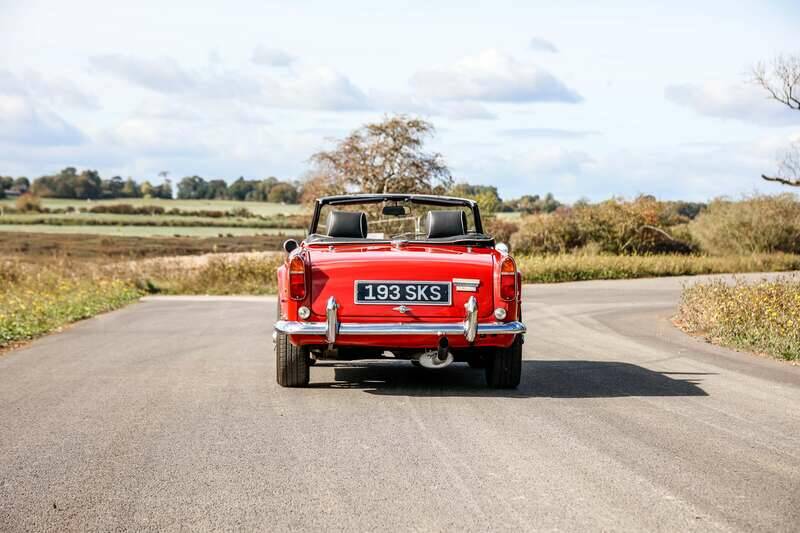 Image 7/30 of Triumph TR 5 PI (1968)