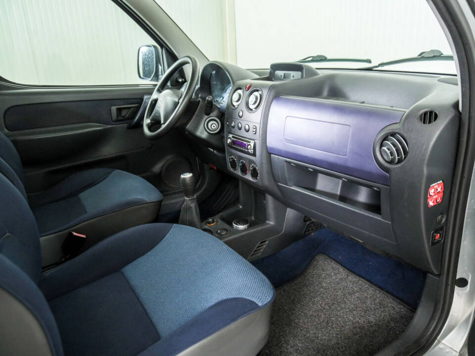 Imagen 12/45 de Citroën Berlingo 1.6i (2003)