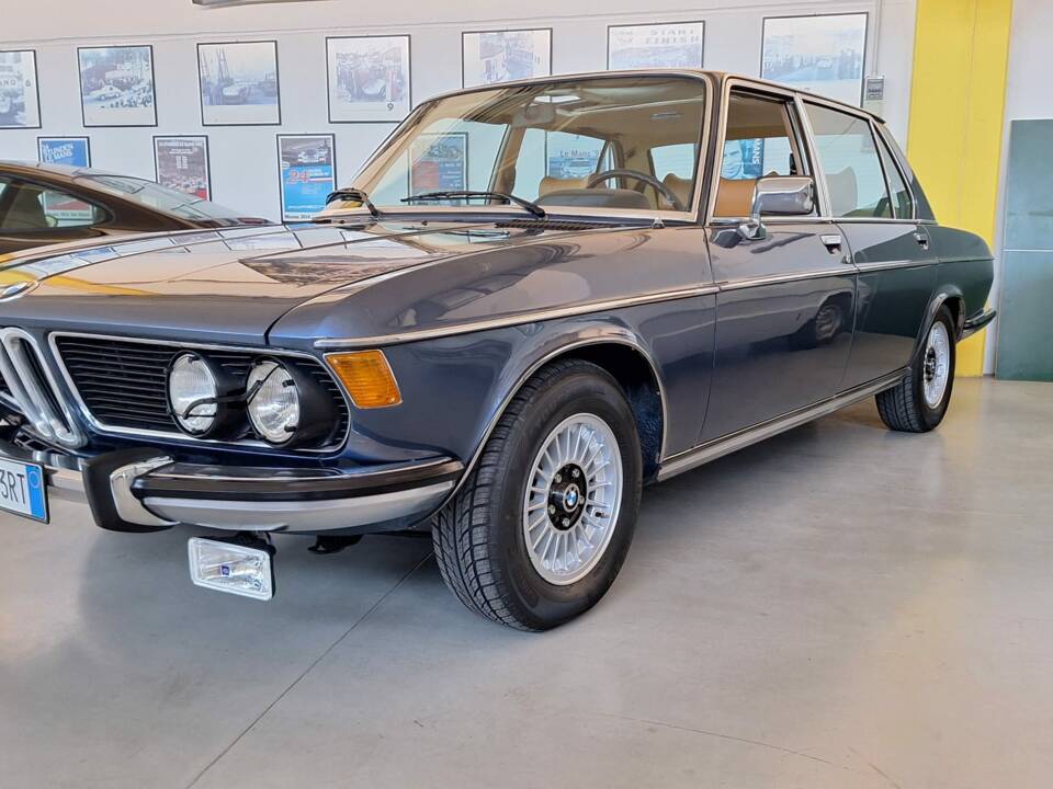 Bild 2/19 von BMW 3,3 Li (1976)
