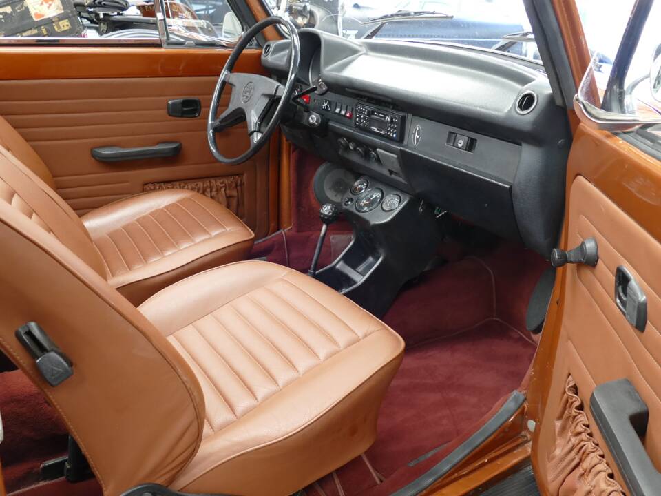Image 20/24 de Volkswagen Kever 1303 LS (1978)