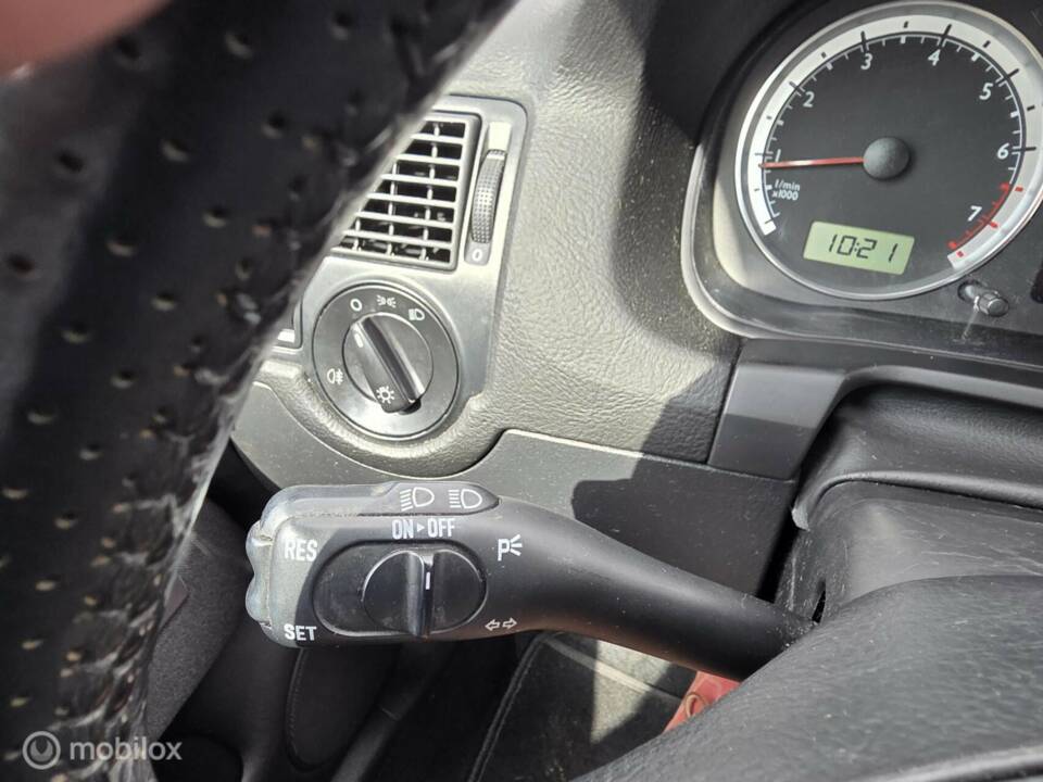 Image 26/42 of Volkswagen Golf IV 1.6 (2003)