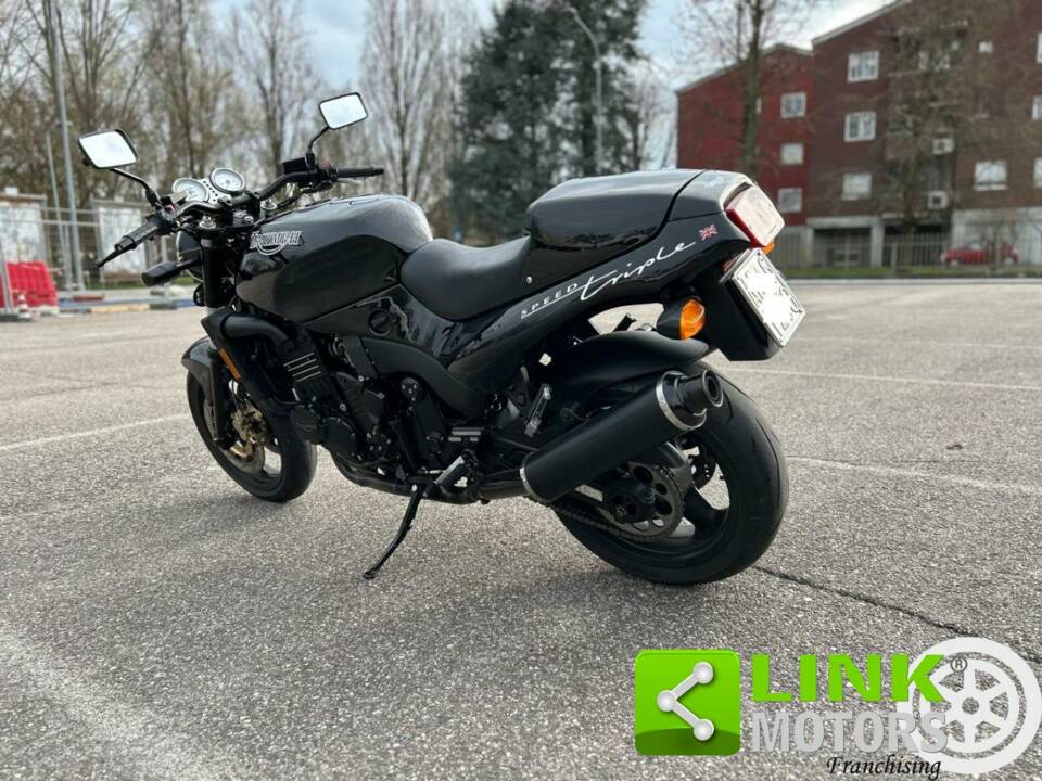 Bild 10/10 von Triumph DUMMY (1997)