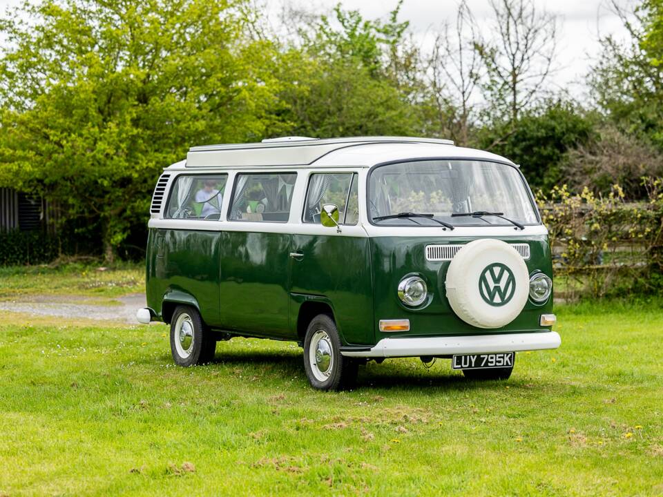 Image 28/50 of Volkswagen T2 Brasil Camper (1972)