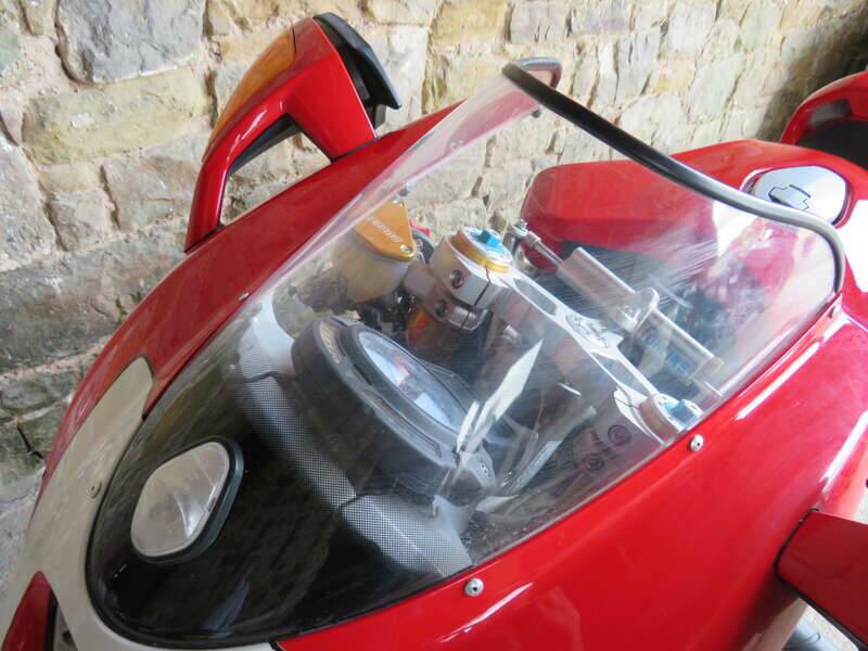 Bild 9/42 von Ducati DUMMY (2002)