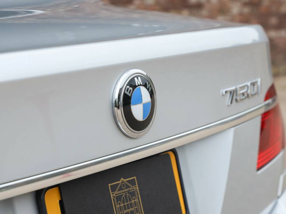 Immagine 49/50 di BMW 750i (2007)