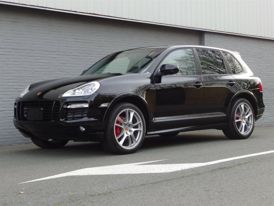 Immagine 1/99 di Porsche Cayenne GTS (2008)