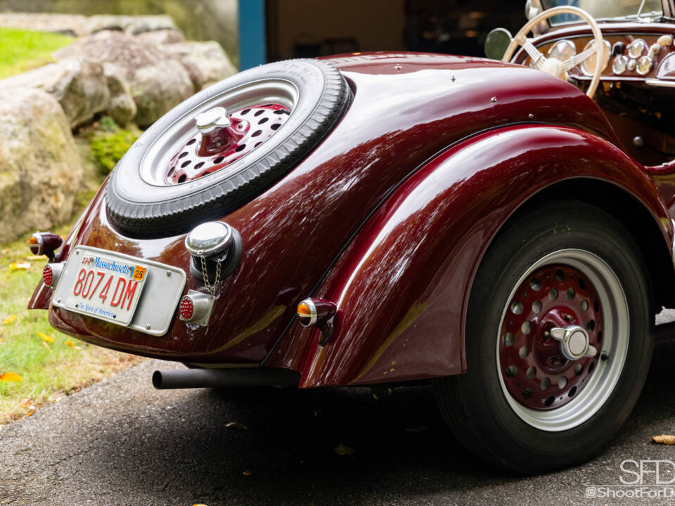 Image 27/47 of BMW 328 (1937)