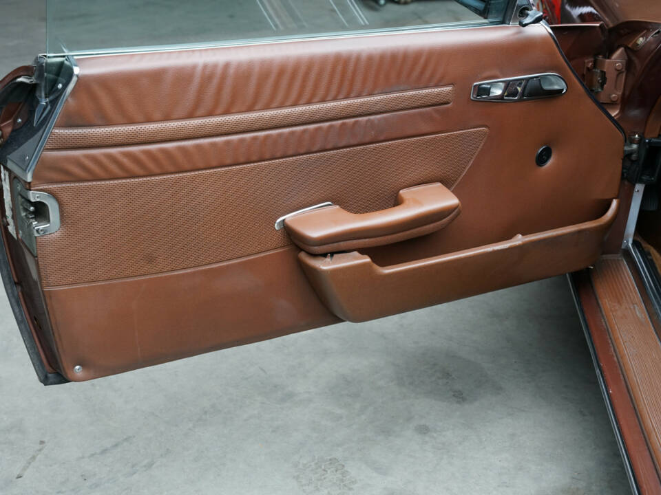 Image 24/50 of Mercedes-Benz 280 SL (1979)