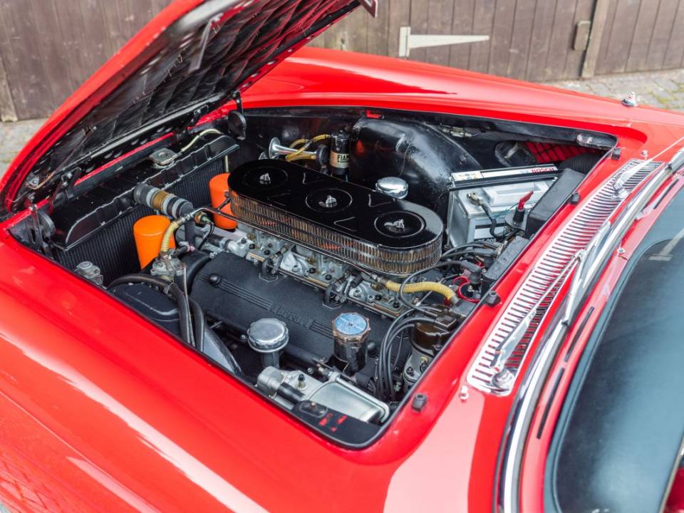Bild 48/50 von Ferrari 250 GTE (1963)
