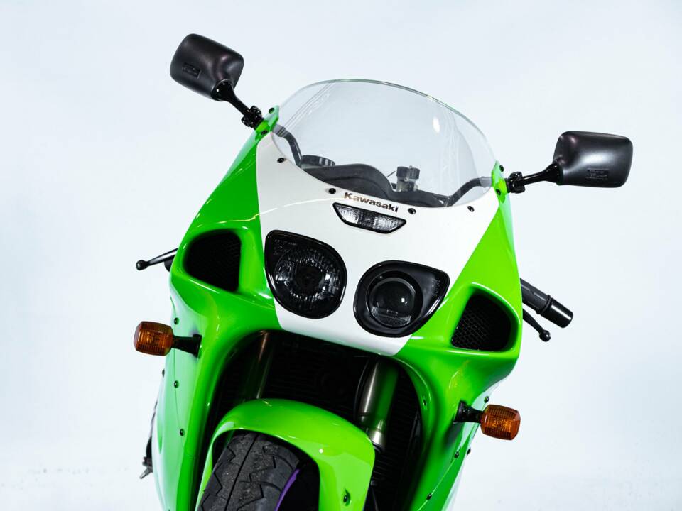 Image 46/50 of Kawasaki DUMMY (1996)