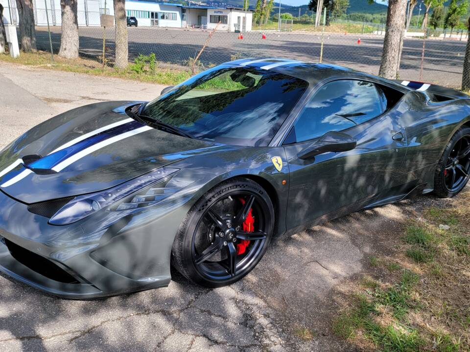 Image 2/13 of Ferrari 458 Speciale (2015)