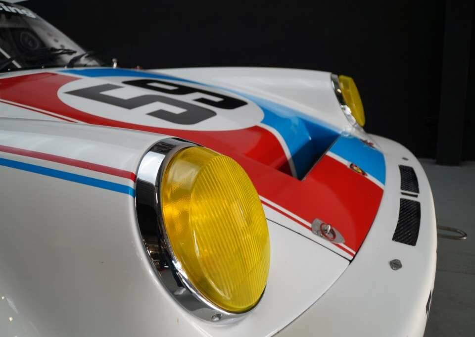 Image 29/50 of Porsche 911 GT3 RSR (1977)