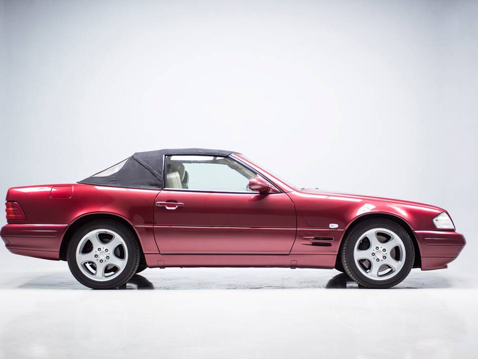 Image 7/45 of Mercedes-Benz SL 280 "Final Edition" (2001)