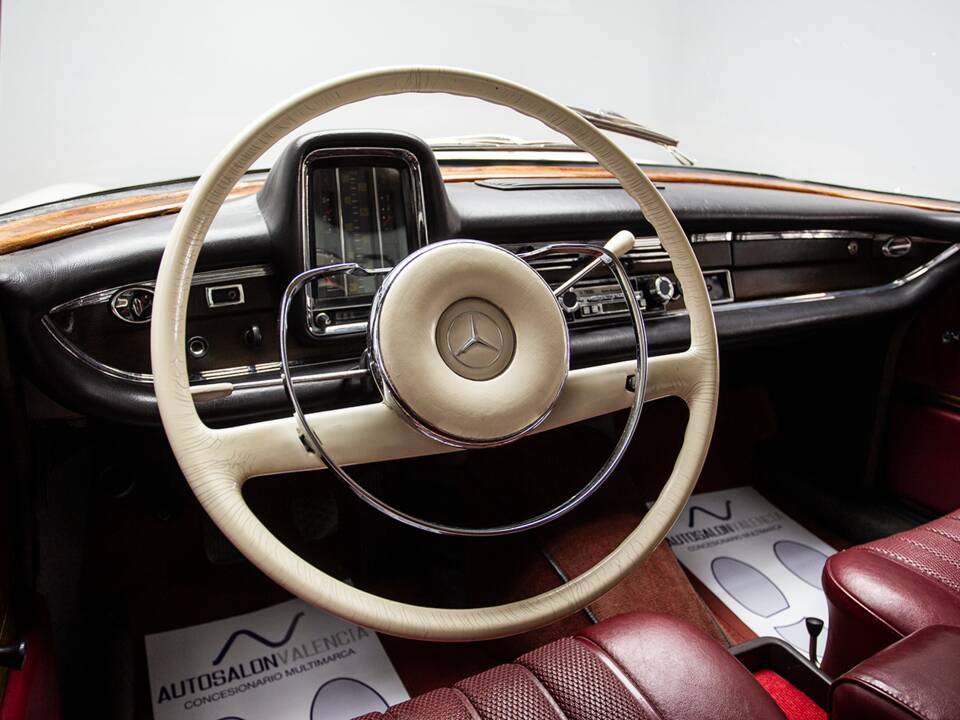 Imagen 16/32 de Mercedes-Benz 220 SE b (1965)