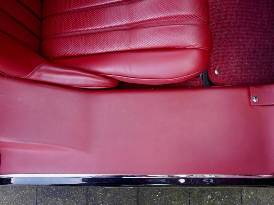 Obraz 18/50 pojazdu Mercedes-Benz 300 SL Roadster (1959)