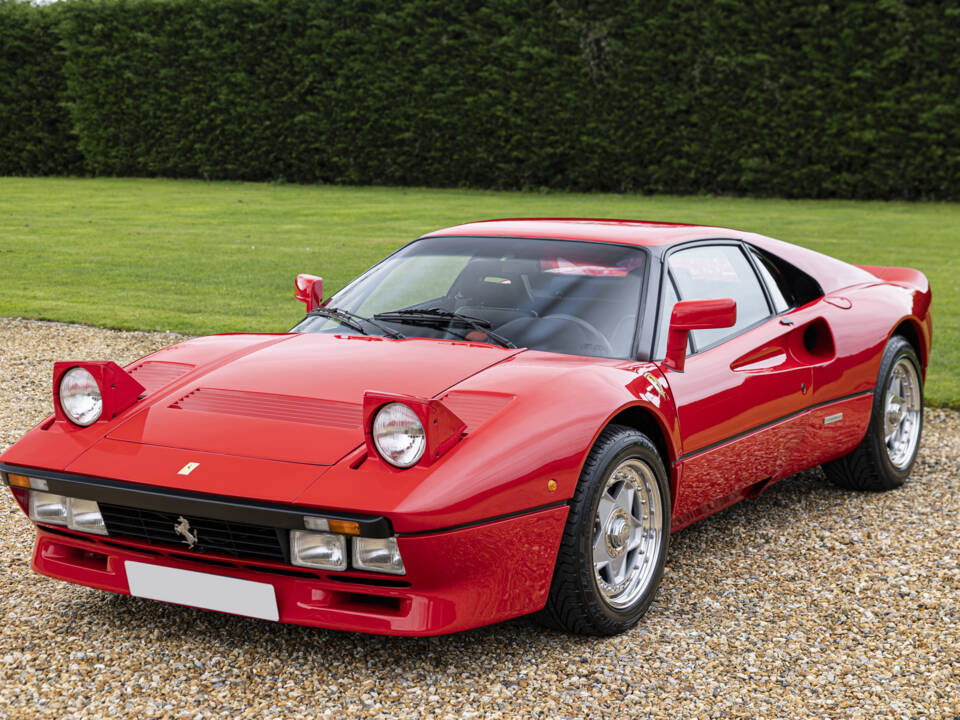 Image 16/50 of Ferrari 288 GTO (1985)