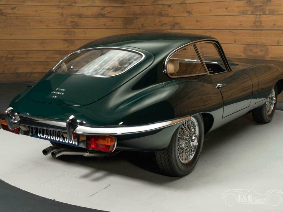 Image 10/19 de Jaguar E-Type (1969)