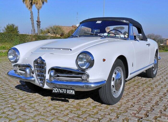 Immagine 1/7 di Alfa Romeo Giulia 1600 Spider (1962)