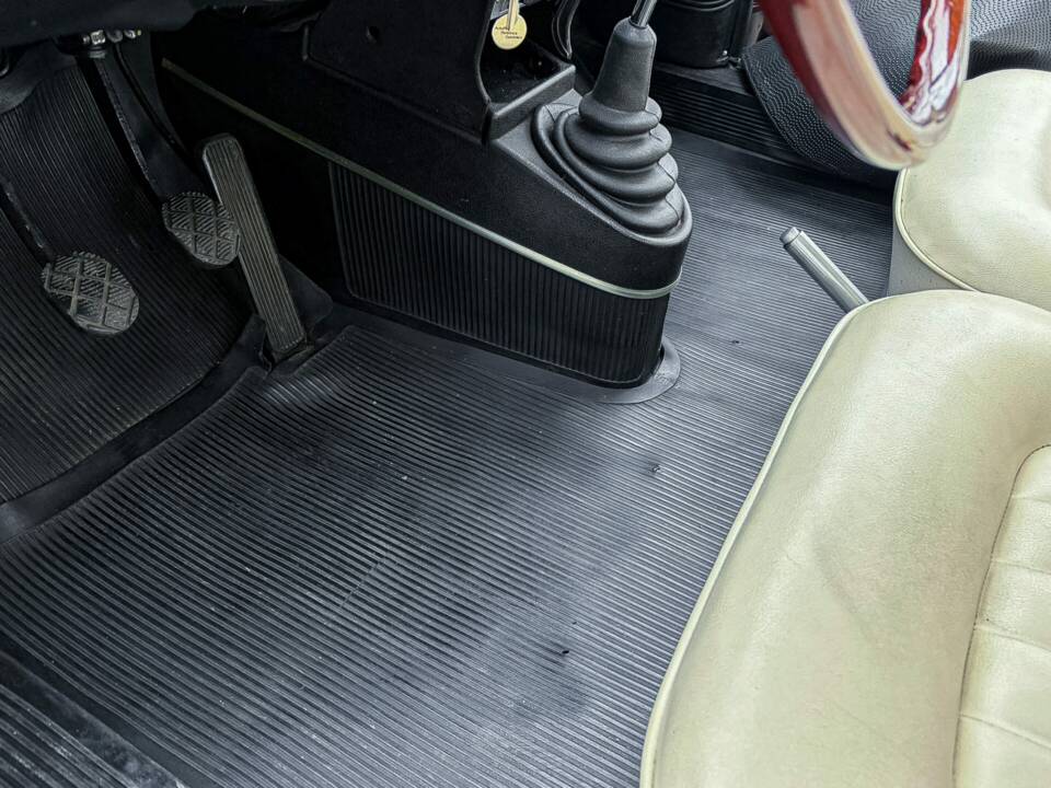 Image 23/30 of Lancia Fulvia 1.3 S (1973)