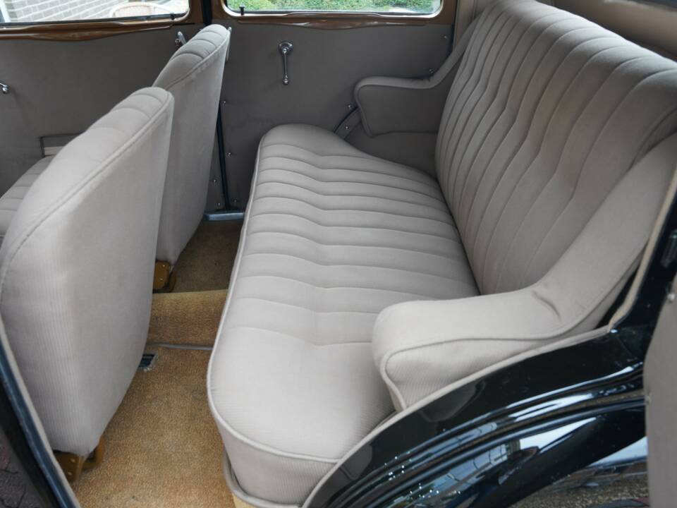 Image 41/50 of FIAT 1100 B (1947)