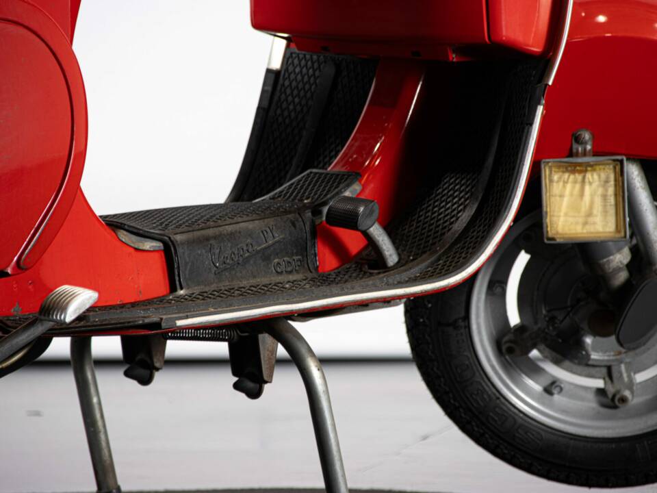 Image 14/43 de Piaggio Vespa PK 50 S (1982)