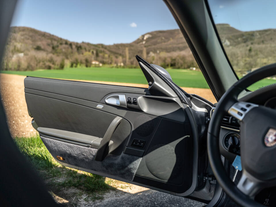 Image 74/82 of Porsche 911 Carrera 4S (WLS) (2006)