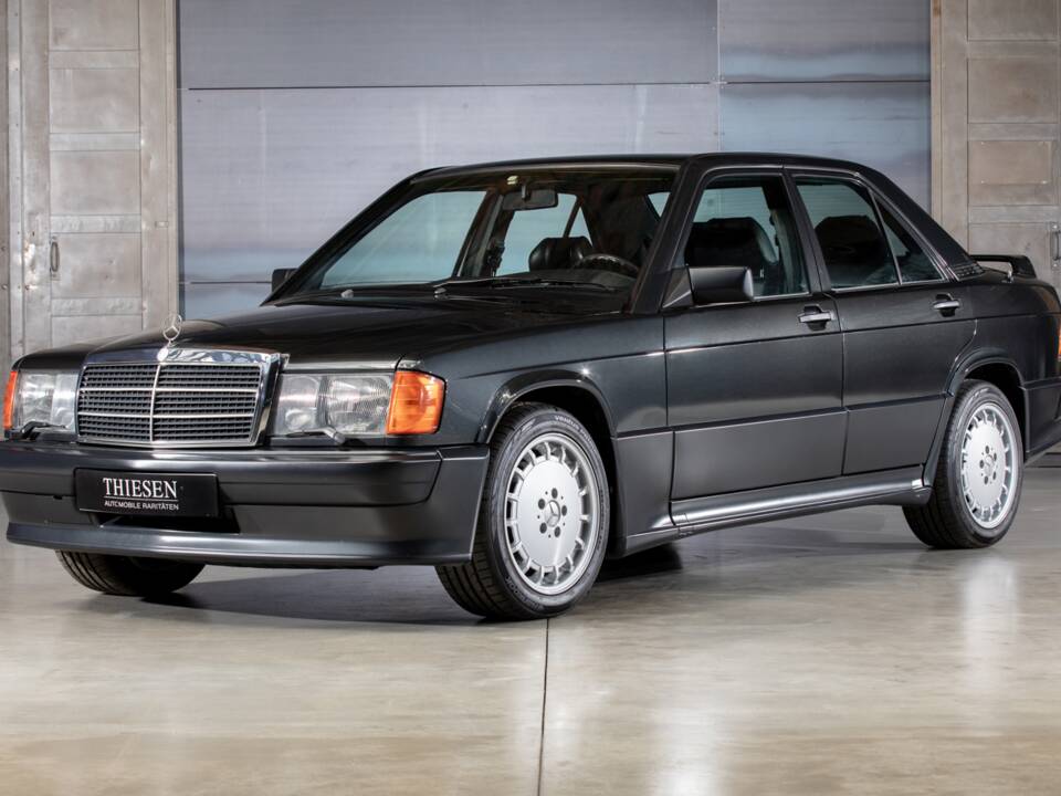 Image 1/23 de Mercedes-Benz 190 E 2.5-16 (1989)