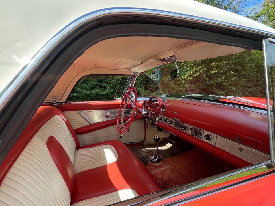 Image 8/13 of Ford Thunderbird (1956)