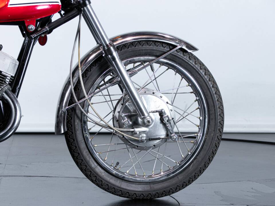 Imagen 13/50 de Kawasaki DUMMY (1970)