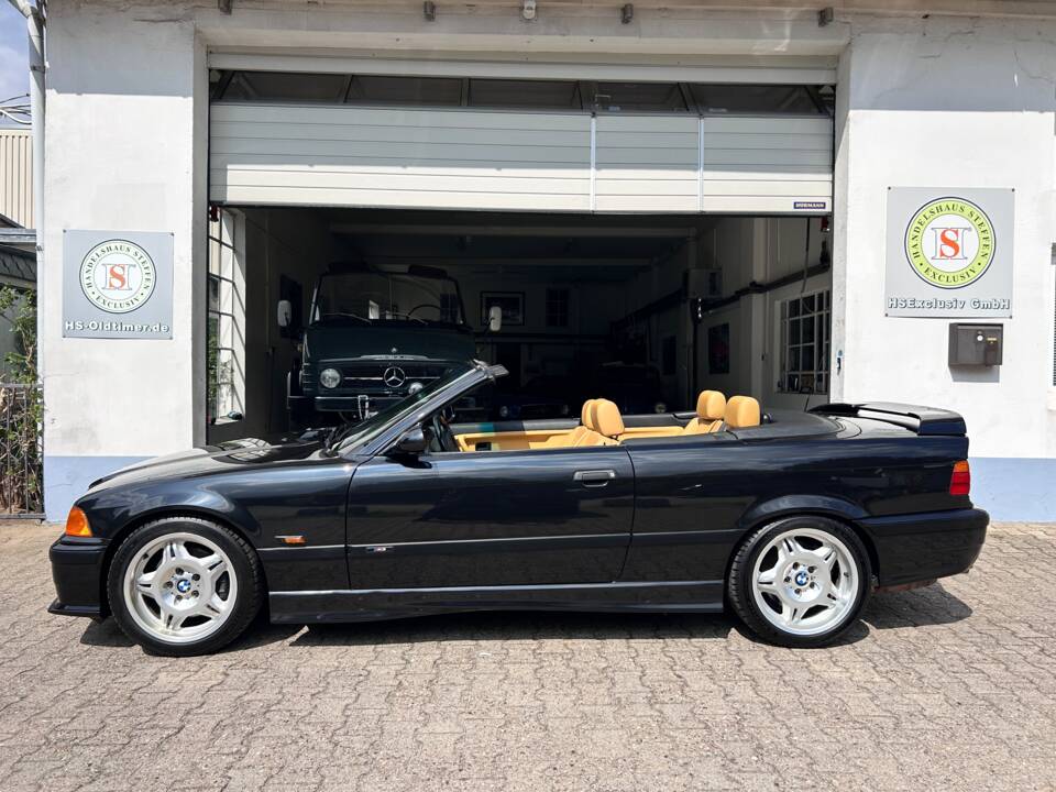 Bild 25/34 von BMW M3 (1994)