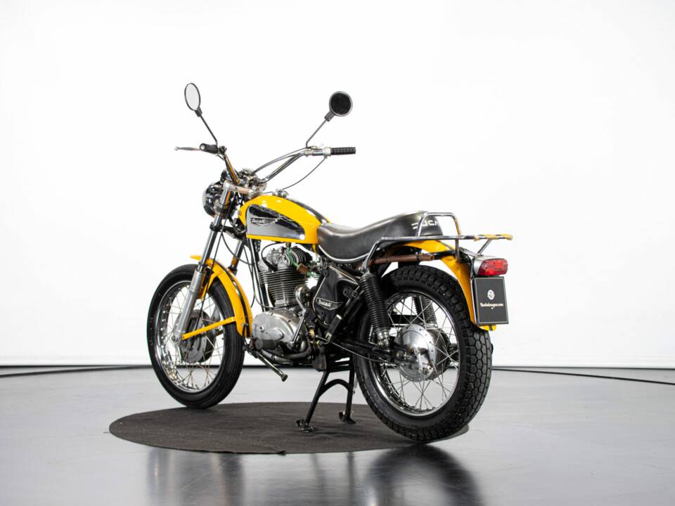 Bild 2/50 von Ducati 250 Scrambler (1971)