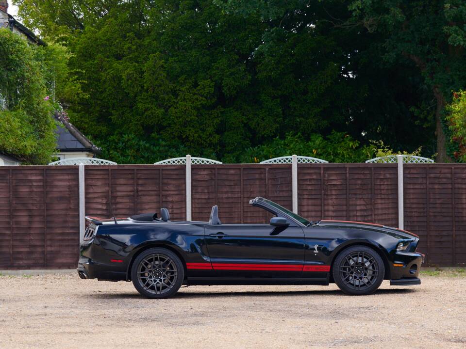 Image 18/49 of Ford Mustang Shelby GT 500 Super Snake (2014)