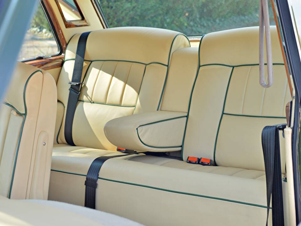 Image 10/10 de Rolls-Royce Silver Shadow I (1970)