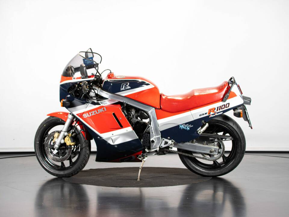 Immagine 1/50 di Suzuki GSX-R 1100 (1986)