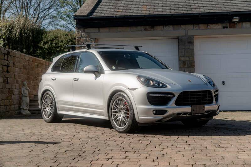 Image 1/50 de Porsche Cayenne GTS (2012)
