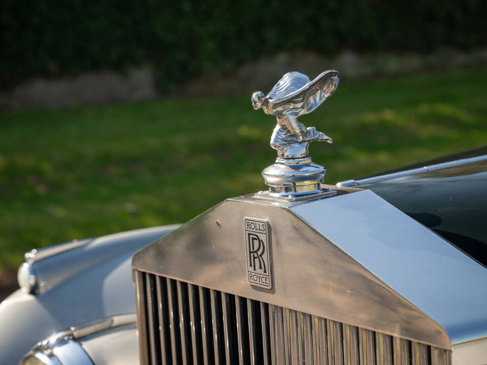 Image 7/15 of Rolls-Royce Silver Dawn (1954)