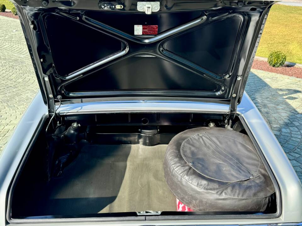 Afbeelding 11/23 van Mercedes-Benz 280 SL (1970)