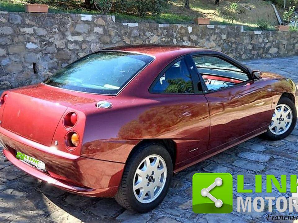 Immagine 6/10 di FIAT Coupé 1.8 16V (1996)